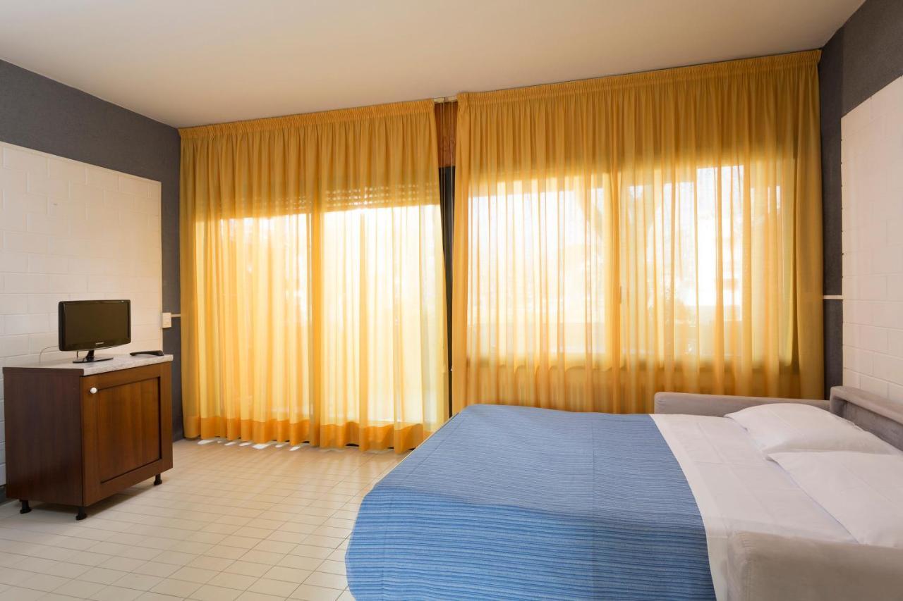 Appartamenti Mimosa Milano Marittima Buitenkant foto